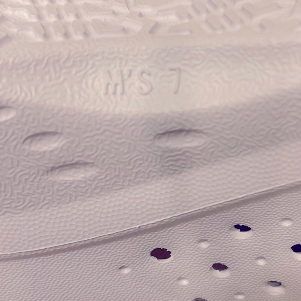 π Fila Clogs - Picture 7 of 8
